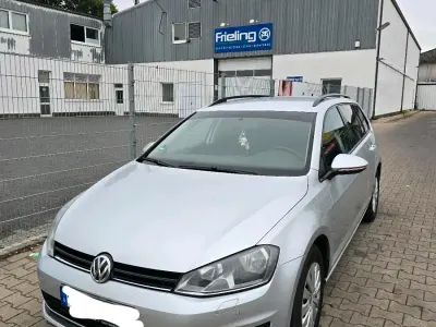 Gebraucht VW Golf VII 105 PS (77 kW) 2014 Silber Kombi