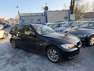 Gebraucht BMW 318 Advantage 129 PS (94 kW) 2007 Schwarz Kombi