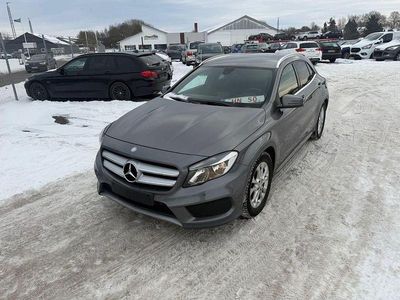 Gebraucht Mercedes GLA250 211 PS (155 kW) 2014 Grau SUV