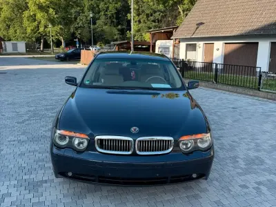 Gebraucht BMW 735 272 PS (200 kW) 2002 Blau Limousine