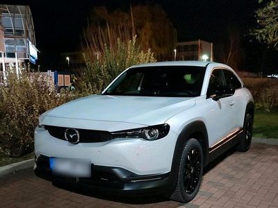 Second-hand Mazda MX30 Touring 106 kW (145 CP) 2020 Alb SUV