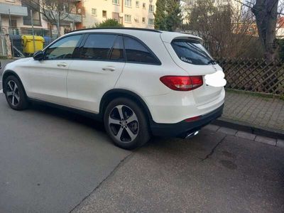 gebraucht Mercedes GLC220 d 4Matic 9G-TRONIC