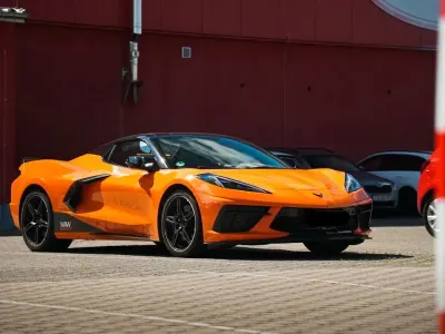 Gebraucht Corvette Stingray 483 PS (355 kW) 2024 Orange Cabrio