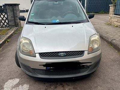 Gebraucht Ford Fiesta 80 PS (58 kW) 2006 Silber Kleinwagen