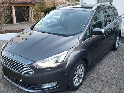 Usata Ford Grand C-Max Titanium 150 CV (110 kW) 2017 Nero Monovolume
