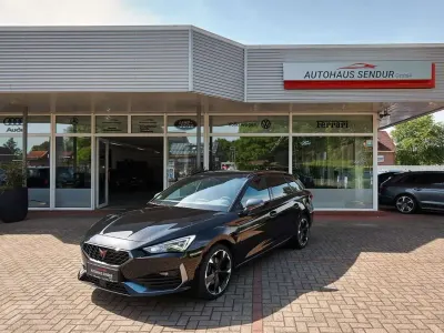 Gebraucht Cupra Leon 245 PS (180 kW) 2022 Midnight black metallic Kombi