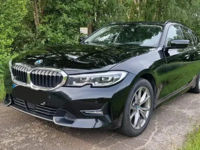 Gebraucht BMW 320 Shadowline 190 PS (139 kW) 2021 Schwarz Kombi