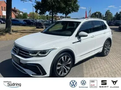 Gebraucht VW Tiguan R-line 150 PS (110 kW) 2022 Weiß SUV