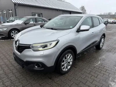 Gebraucht Renault Kadjar Collection 131 PS (96 kW) 2017 Silber SUV