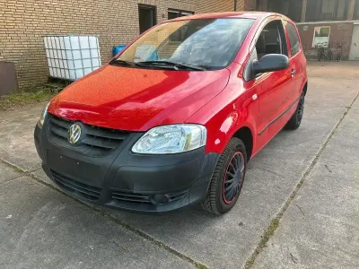 Gebraucht VW Fox 55 PS (40 kW) 2006 Rot Kleinwagen