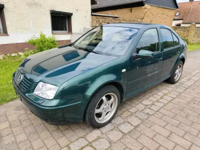 Gebraucht VW Bora Comfortline 101 PS (74 kW) 1999 Grün Limousine