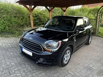 Usata Mini One Countryman 102 CV (75 kW) 2020 Nero SUV