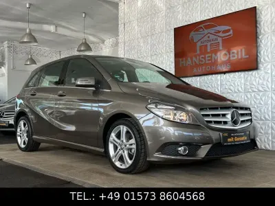 Gebraucht Mercedes B180 122 PS (89 kW) 2014 Grau Van / Kleinbus