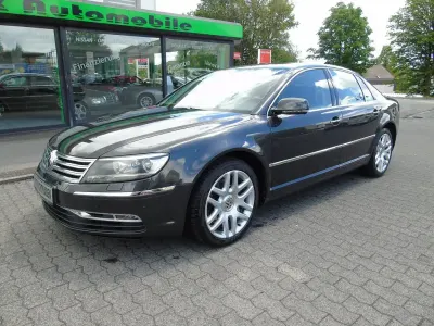 Gebraucht VW Phaeton 239 PS (175 kW) 2012 Grau Limousine
