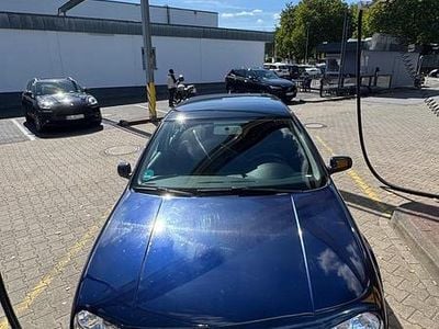 Gebraucht VW Golf IV 105 PS (77 kW) 2001 Blau Kleinwagen