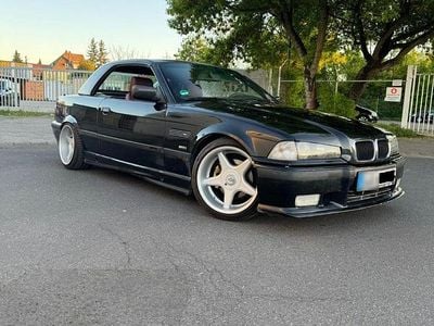 Gebraucht BMW 328 Cabriolet 193 PS (141 kW) 1997 Schwarz Cabrio