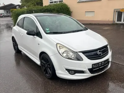 Gebraucht Opel Corsa Edition 90 PS (66 kW) 2009 Weiß Kleinwagen