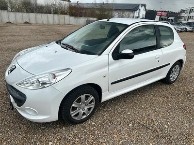 Gebraucht Peugeot 206 75 PS (55 kW) 2009 Weiß Limousine