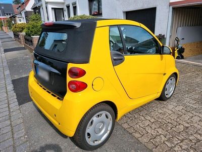 gebraucht Smart ForTwo Cabrio MHD Klima Navi Sitzh. gelb Foliert 8 Fach