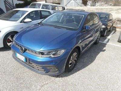 Gebraucht VW Polo Life 95 PS (69 kW) 2024 Blau Kleinwagen