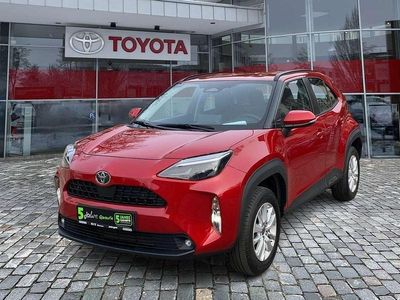 Emotional red 2 Gebraucht 2024 Toyota Yaris Cross Comfort SUV | 23.990 €