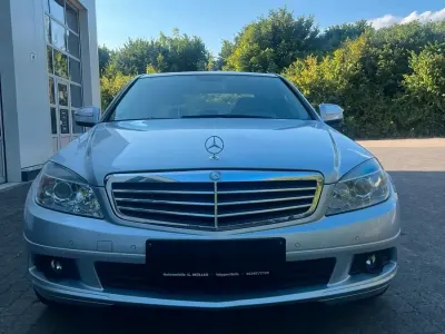 Gebraucht Mercedes C180 156 PS (114 kW) 2007 Silber Limousine