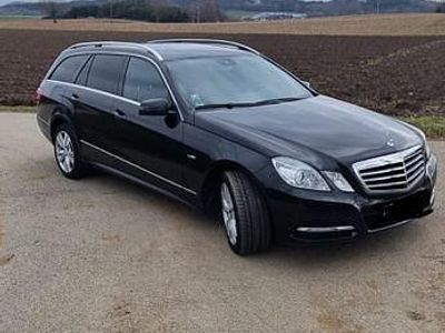 Gebraucht Mercedes E350 265 PS (194 kW) 2011 Schwarz Limousine