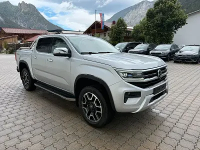 Gebraucht VW Amarok Style 205 PS (150 kW) 2024 Grau Pickup