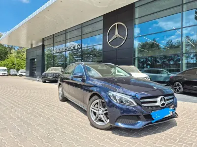 Gebraucht Mercedes C300 Avantgarde 245 PS (180 kW) 2016 Blau Limousine