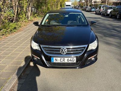 Gebraucht VW Passat 140 PS (102 kW) 2010 Schwarz Limousine