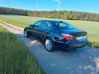BMW 525