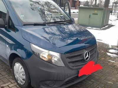 Gebraucht Mercedes Vito 114 PS (83 kW) 2017 Blau Van
