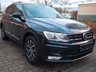 Gebraucht VW Tiguan Comfortline 179 PS (131 kW) 2016 Schwarz SUV