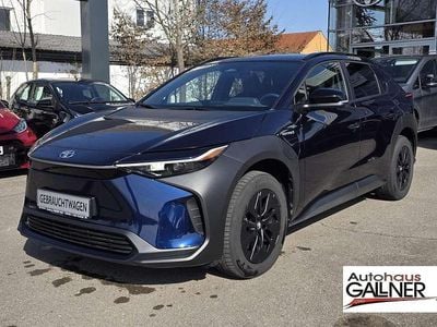 Gebraucht Toyota bZ4X 150 kW (204 PS) 2023 Dark blue mica SUV