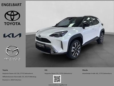 Neu Toyota Yaris Cross Plus 131 PS (96 kW) 2025 Schwarz (weiss SUV