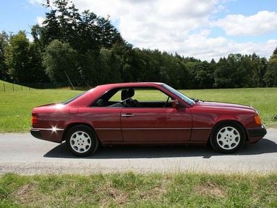 Gebraucht Mercedes 320 220 PS (161 kW) 1993 Rot Coupé