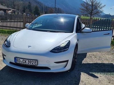 Second-hand Tesla Model 3 Standard Range Plus 208 kW (283 CP) 2022 Alb Berlinǎ