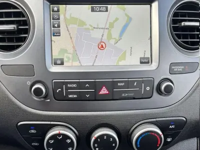 Gebraucht Hyundai i10 YES! 67 PS (49 kW) 2019 Schwarz Kleinwagen