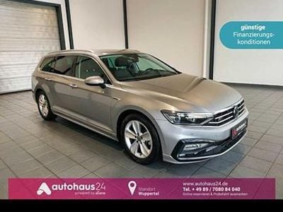Silber Gebraucht 2022 VW Passat Elegance Kombi | 26.600 € (Fairer Preis)