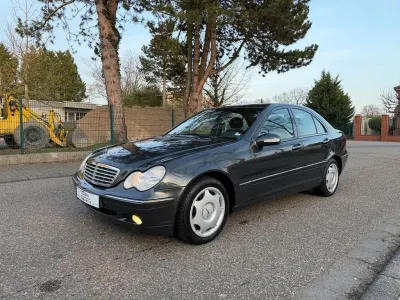 Gebraucht Mercedes C240 Avantgarde 170 PS (125 kW) 2000 Grau Limousine