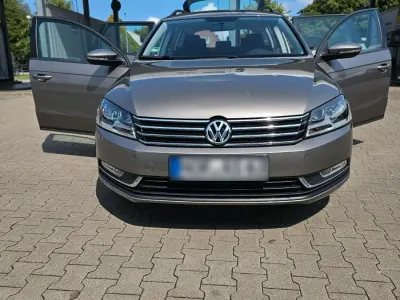 Gebraucht VW Passat 120 PS (88 kW) 2011 Braun Kombi