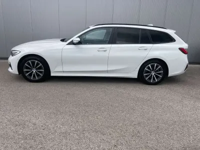 Gebraucht BMW 320 190 PS (139 kW) 2019 Alpinweiss iii Kombi