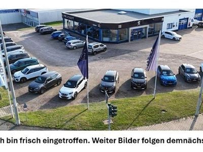 Usata Peugeot 3008 Active 131 CV (96 kW) 2023 Nero SUV