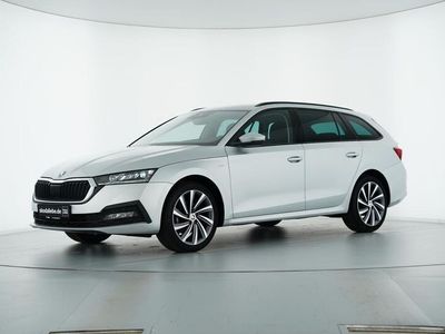Brilliantsilber metallic Gebraucht 2022 Skoda Octavia Tour Kombi | 19.889 € (Fairer Preis)
