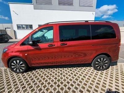 Gebraucht Mercedes Vito Edition 190 PS (139 kW) 2021 Rot Van