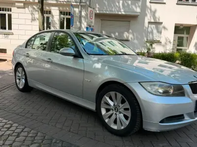 Gebraucht BMW 320 150 PS (110 kW) 2006 Silber Limousine
