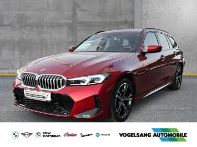 Gebraucht BMW 318 M Sport 156 PS (114 kW) 2024 Dragon fire rot metallic Kombi