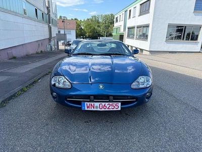 Jaguar XK8