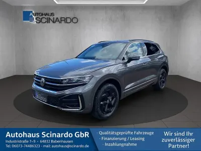 Usata VW Touareg R-line 231 CV (169 kW) 2025 Grigio SUV