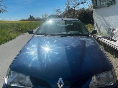 Second-hand Renault Mégane Coupé 90 CP (66 kW) 1998 Albastru Coupe